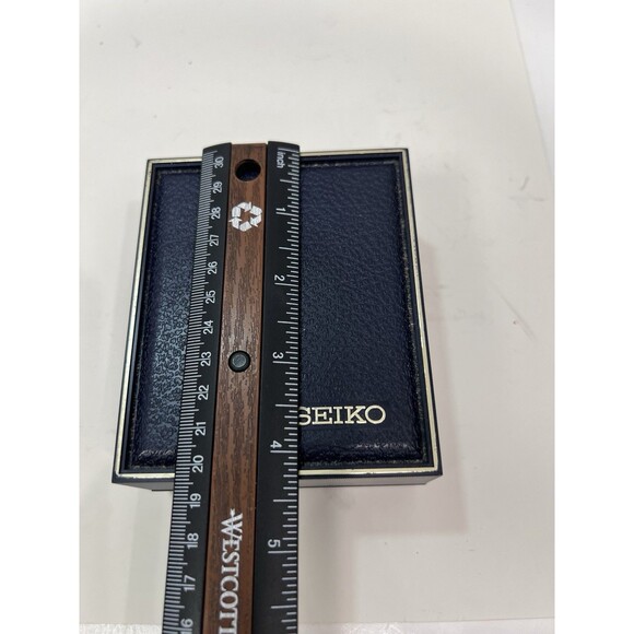 Vintage Seiko Mickey Mouse Watch 3Y03-0039 Starburst Ladies Gold Tone Box Tag